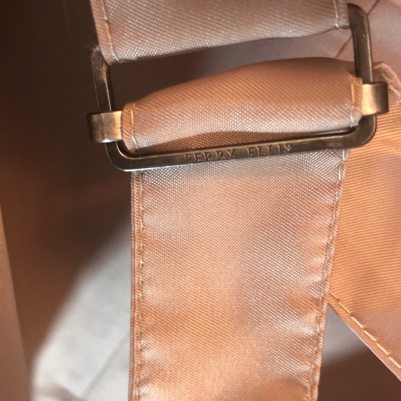 Perry Ellis Tan 4-Button 3-Pocket Fully-Lined Vest - Picture 5 of 8